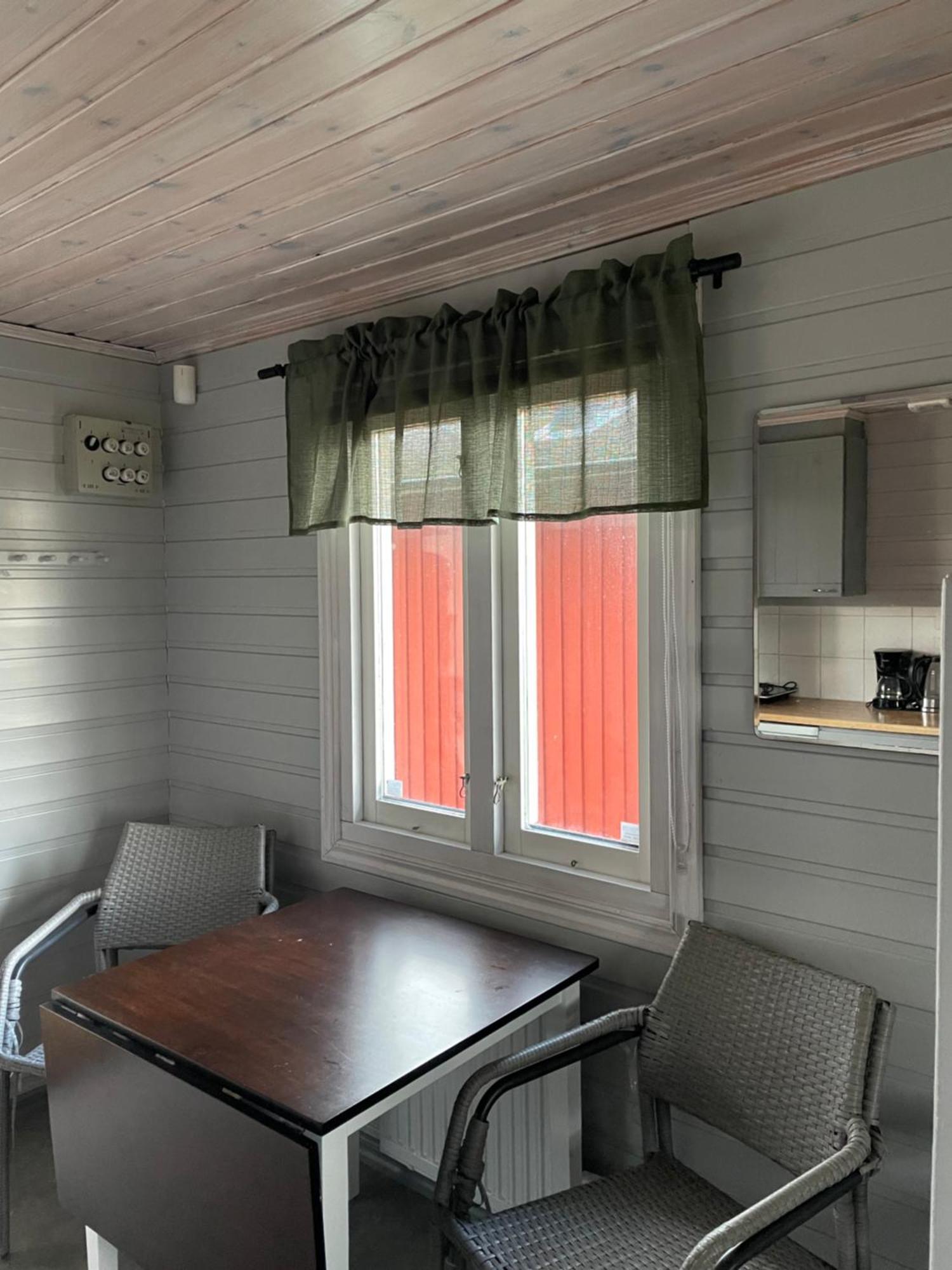 Skara Stads-Camping & Stugby Exterior foto