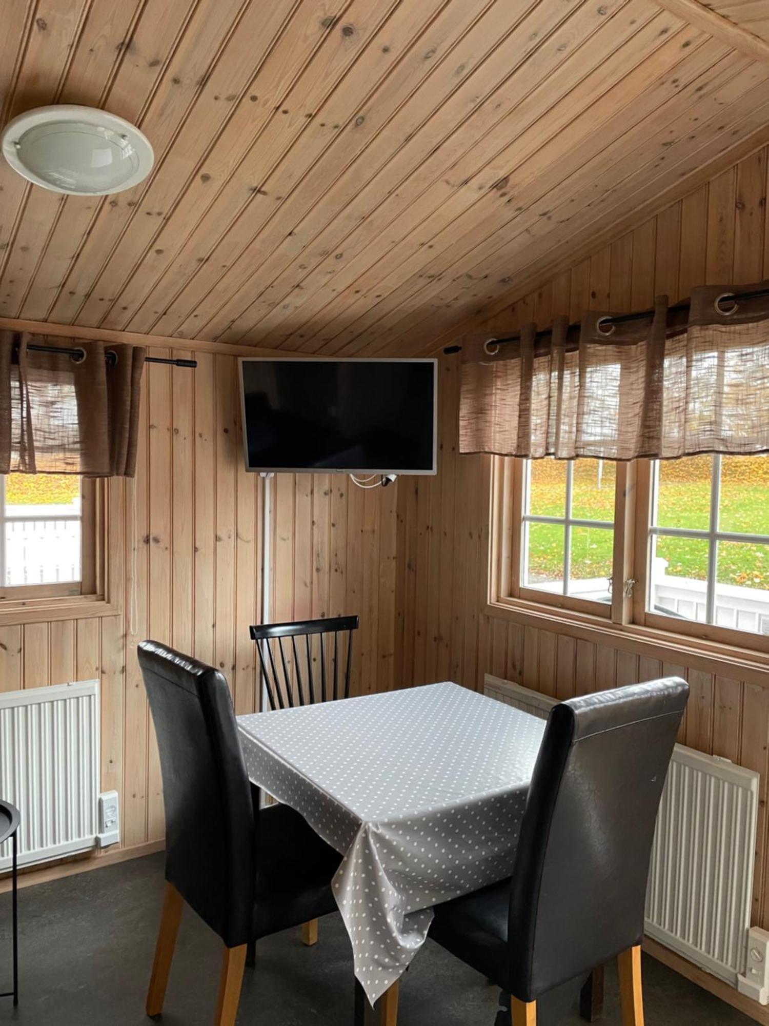 Skara Stads-Camping & Stugby Exterior foto